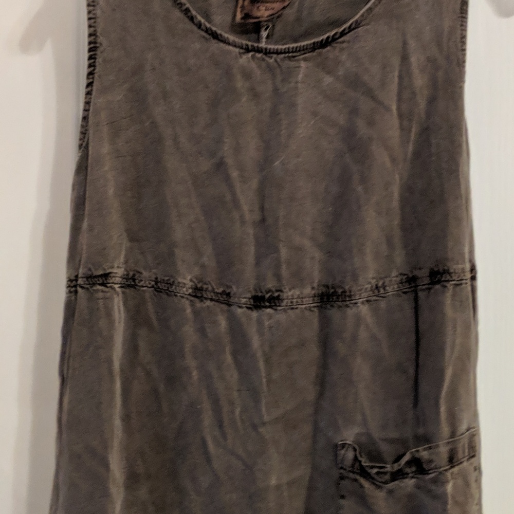 Dress - Picture 3 of 4